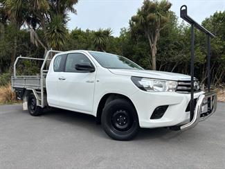 2017 Toyota Hilux - Thumbnail