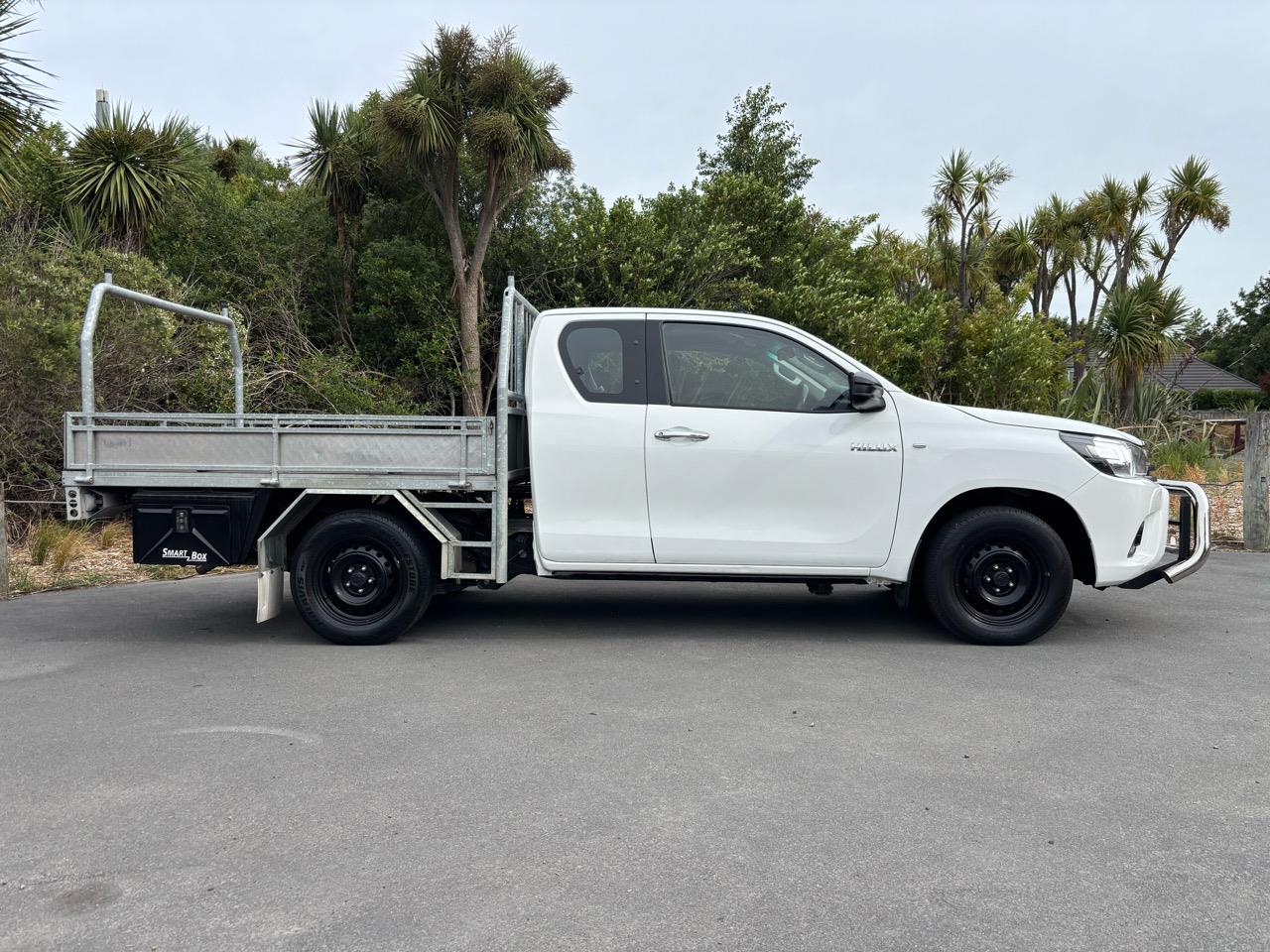 2017 Toyota Hilux