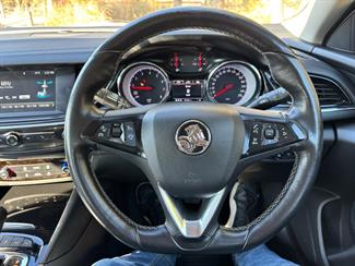 2018 Holden Commodore - Thumbnail