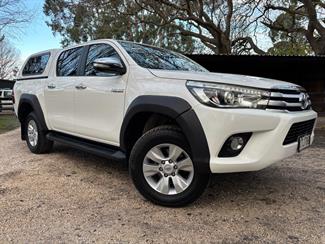 2017 Toyota Hilux - Thumbnail