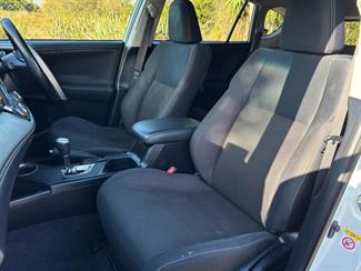 2013 Toyota RAV4 - Thumbnail