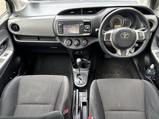 2015 Toyota Yaris - Thumbnail