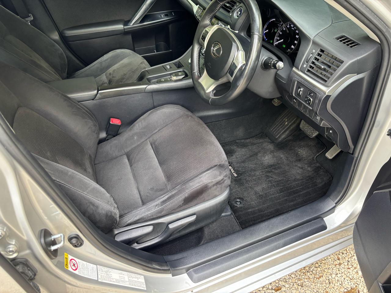 2012 Lexus CT200H