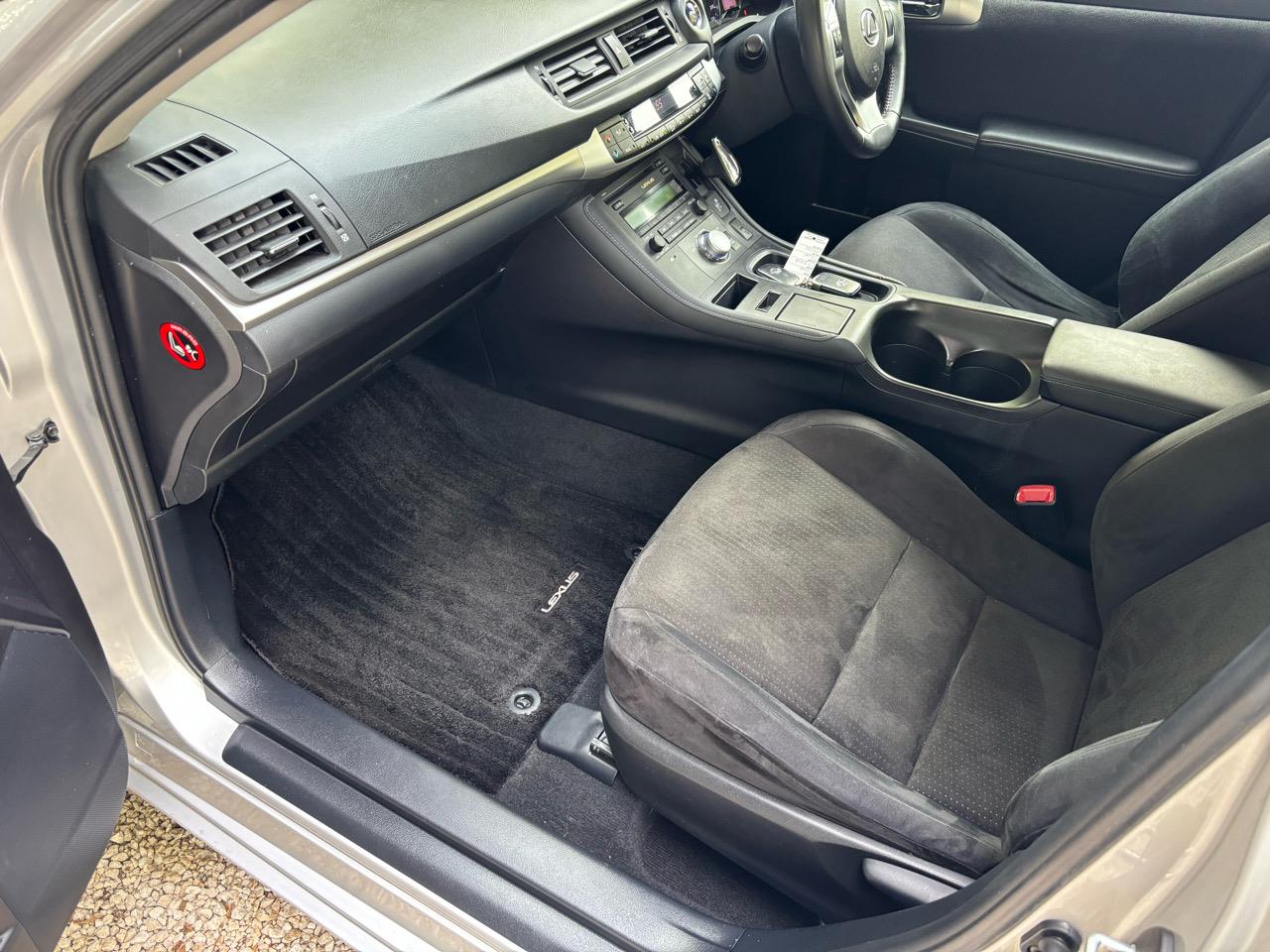 2012 Lexus CT200H