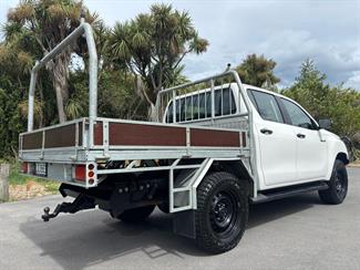 2018 Toyota Hilux - Thumbnail