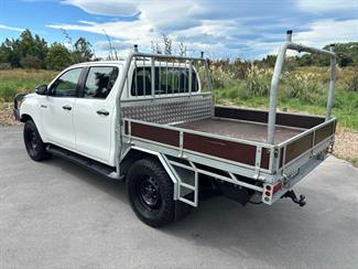 2018 Toyota Hilux - Thumbnail