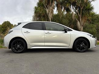 2019 Toyota Corolla - Thumbnail