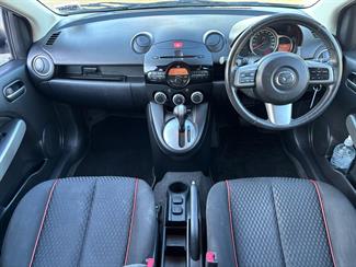 2012 Mazda 2 - Thumbnail