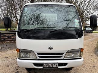 1996 Nissan Atlas - Thumbnail