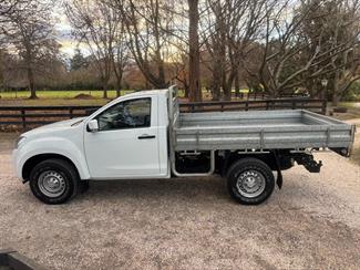 2016 Isuzu D-Max - Thumbnail