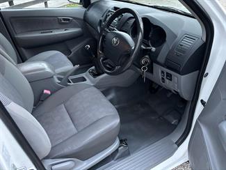 2009 Toyota Hilux - Thumbnail