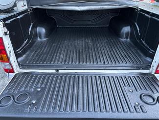 2009 Toyota Hilux - Thumbnail