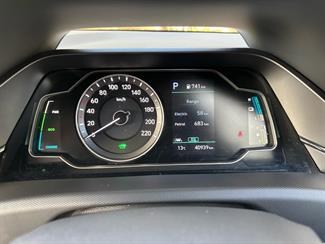 2022 Hyundai Ioniq - Thumbnail