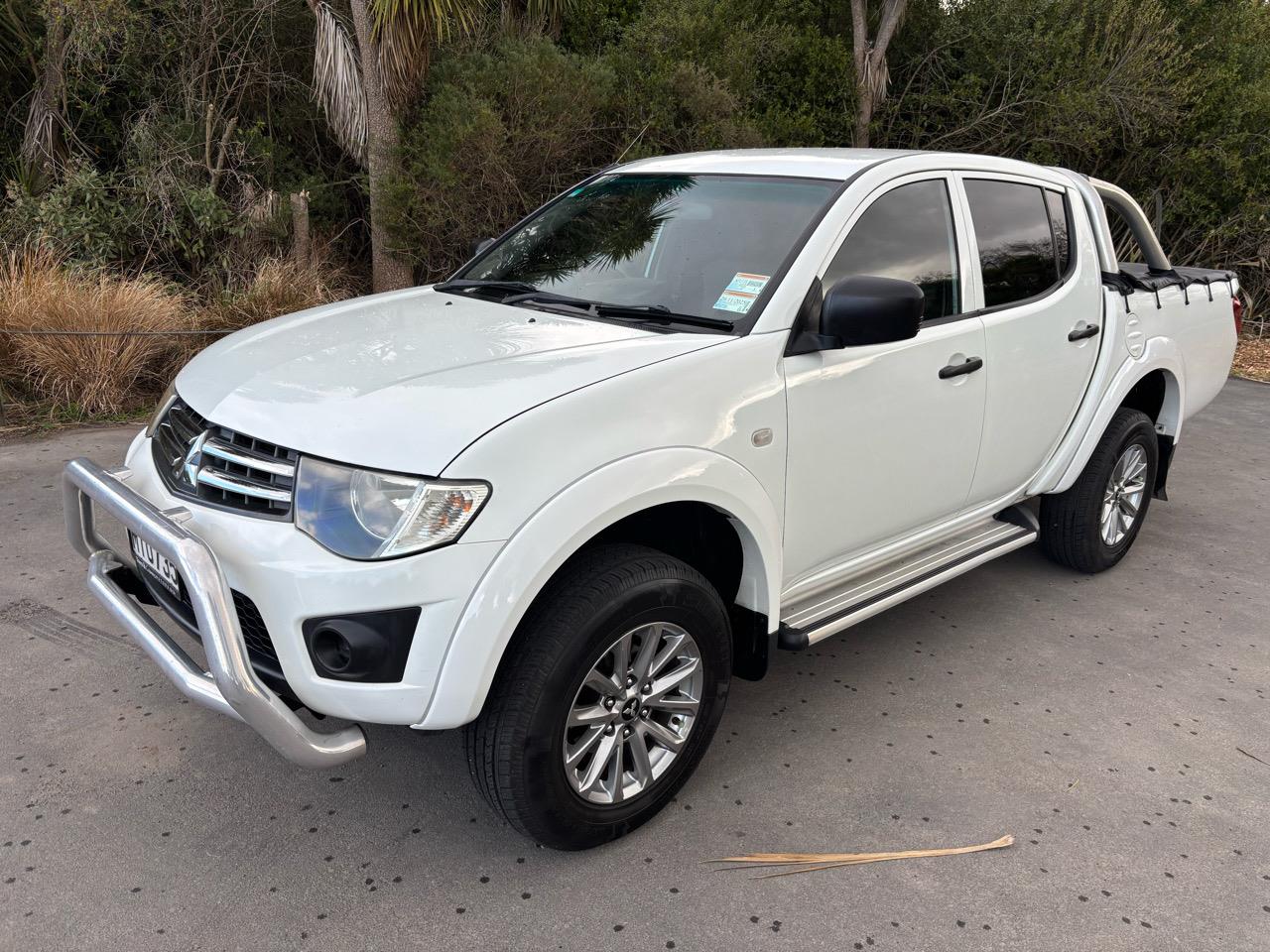 2013 Mitsubishi Triton