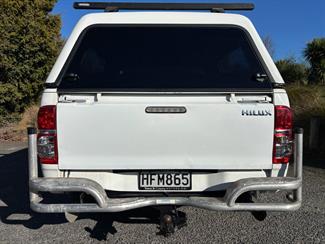 2014 Toyota Hilux - Thumbnail