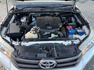 2017 Toyota Hilux - Thumbnail