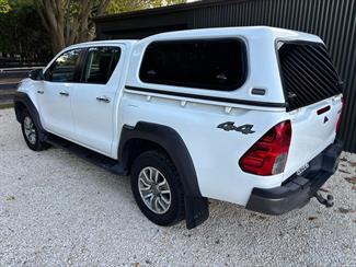 2017 Toyota Hilux - Thumbnail