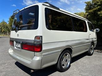 1998 Toyota Hiace - Thumbnail