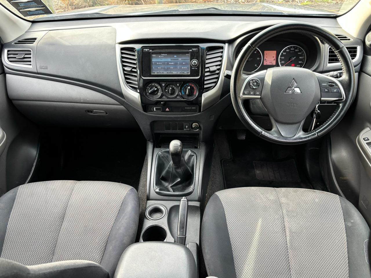 2015 Mitsubishi Triton