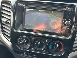2015 Mitsubishi Triton - Thumbnail