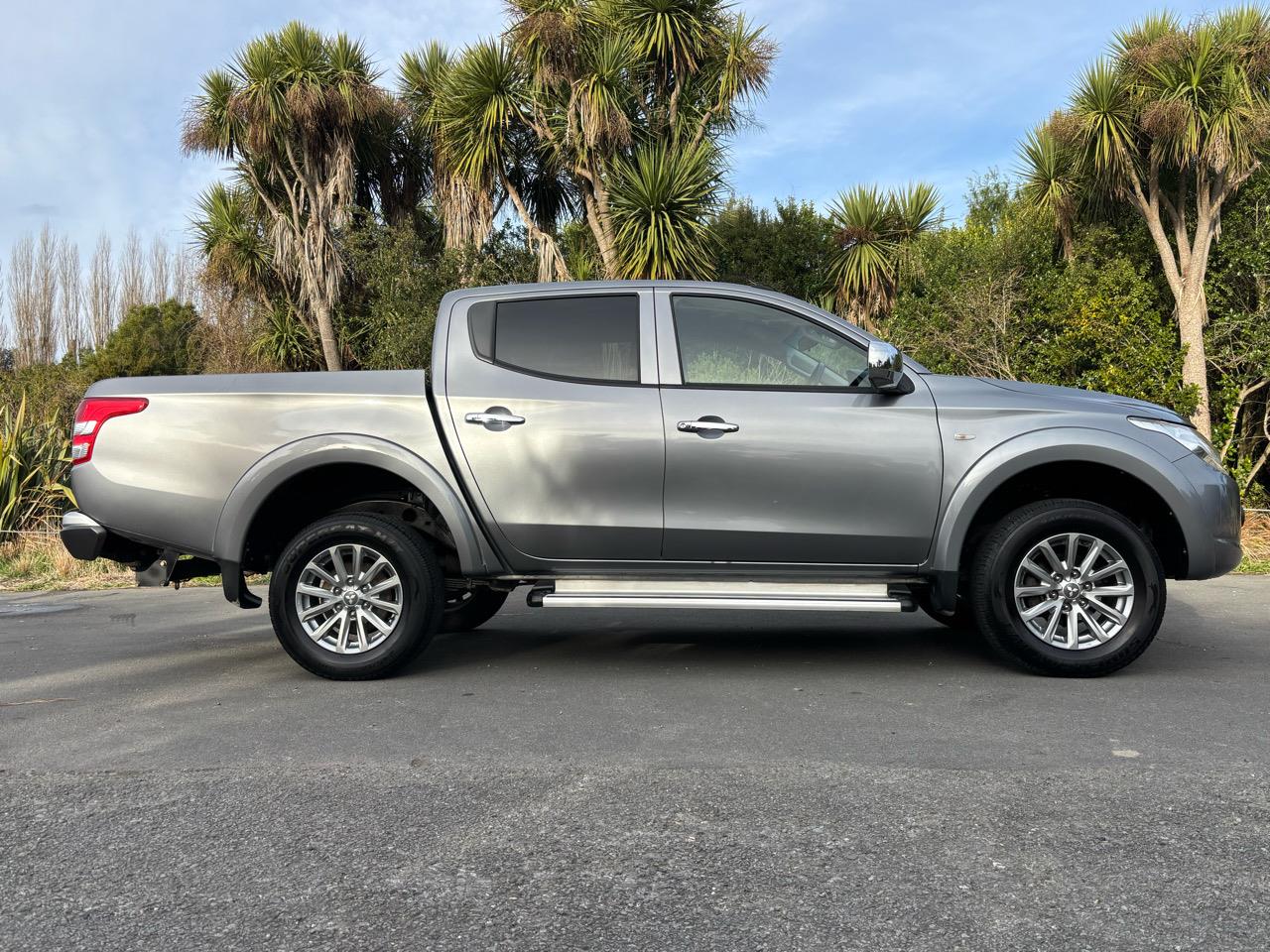 2015 Mitsubishi Triton