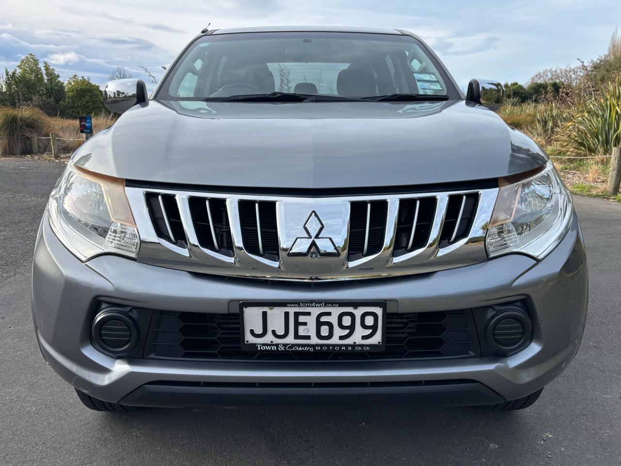 2015 Mitsubishi Triton