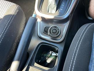 2019 Suzuki Vitara - Thumbnail