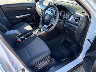 2019 Suzuki Vitara - Thumbnail