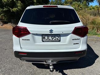 2019 Suzuki Vitara - Thumbnail