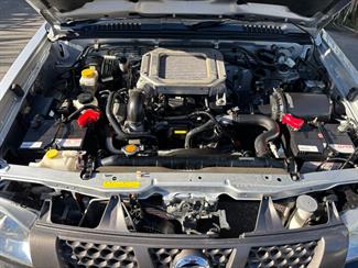 2011 Nissan Navara - Thumbnail