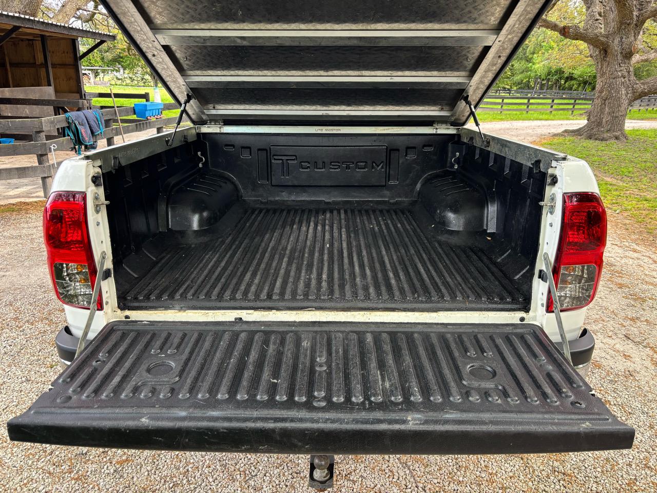 2017 Toyota Hilux
