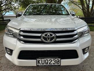 2017 Toyota Hilux - Thumbnail