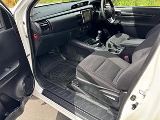 2019 Toyota Hilux - Thumbnail