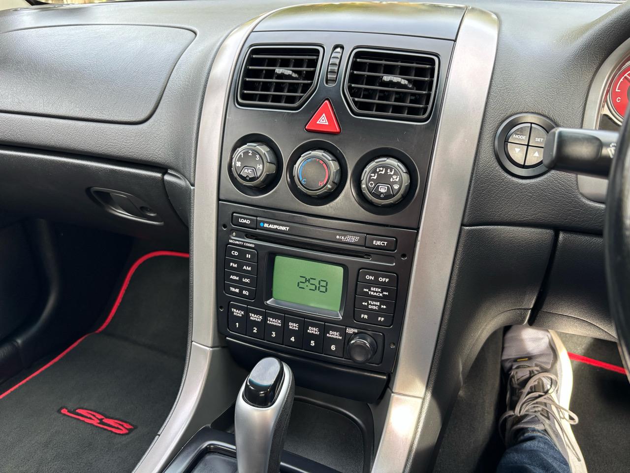 2002 Holden Commodore