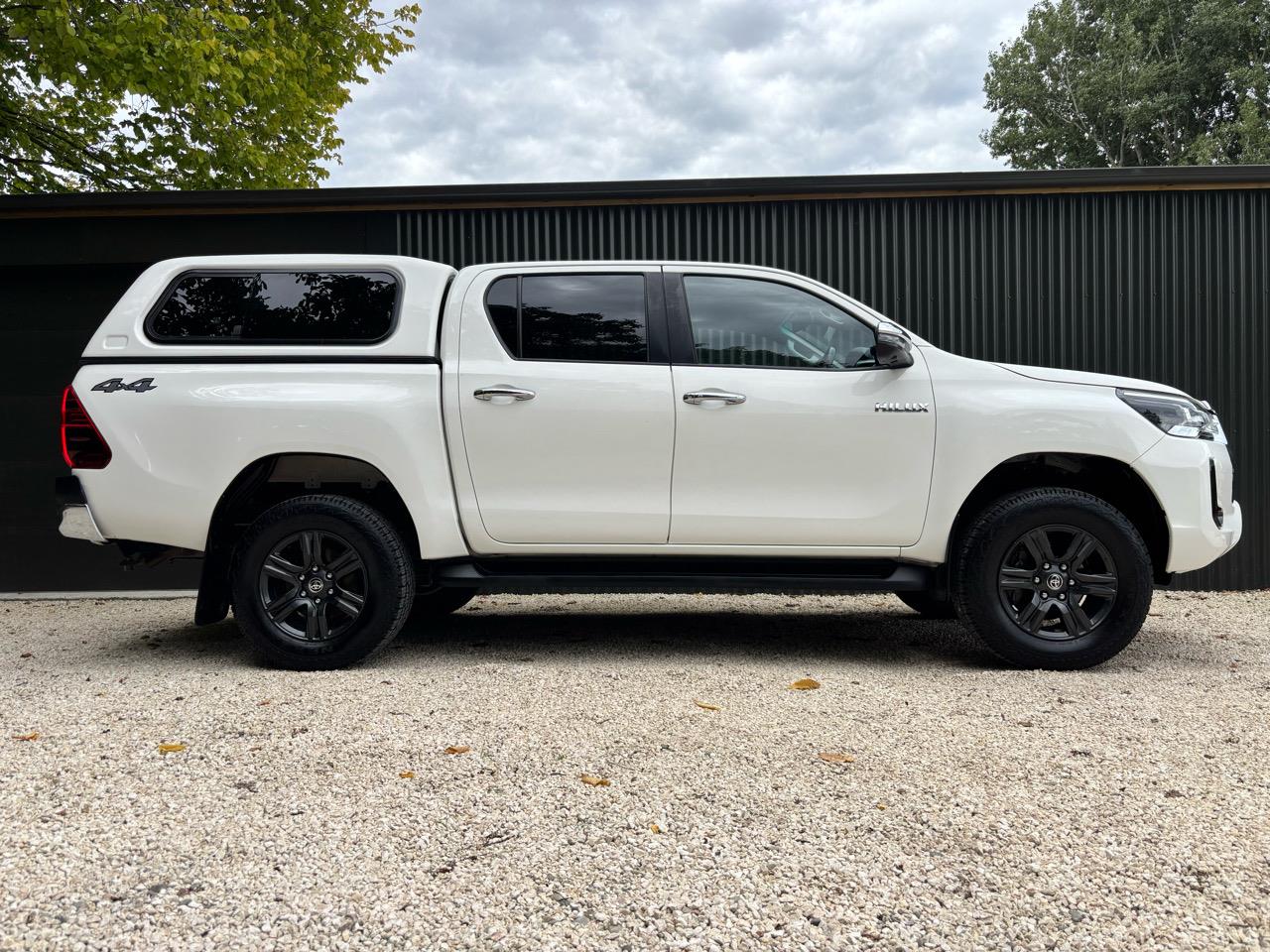 2022 Toyota Hilux