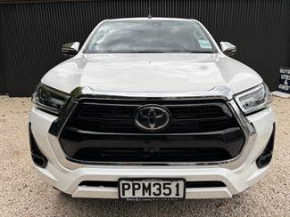 2022 Toyota Hilux - Thumbnail