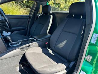 2010 Holden Commodore - Thumbnail