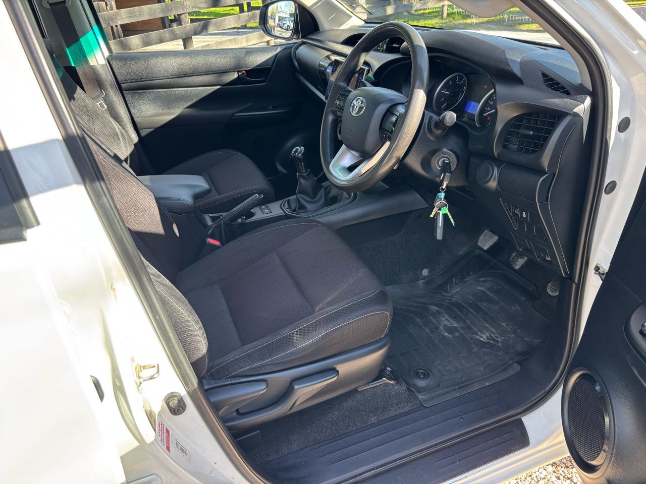 2017 Toyota Hilux