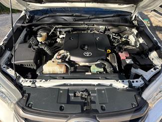 2017 Toyota Hilux - Thumbnail