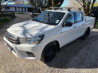 2017 Toyota Hilux - Thumbnail