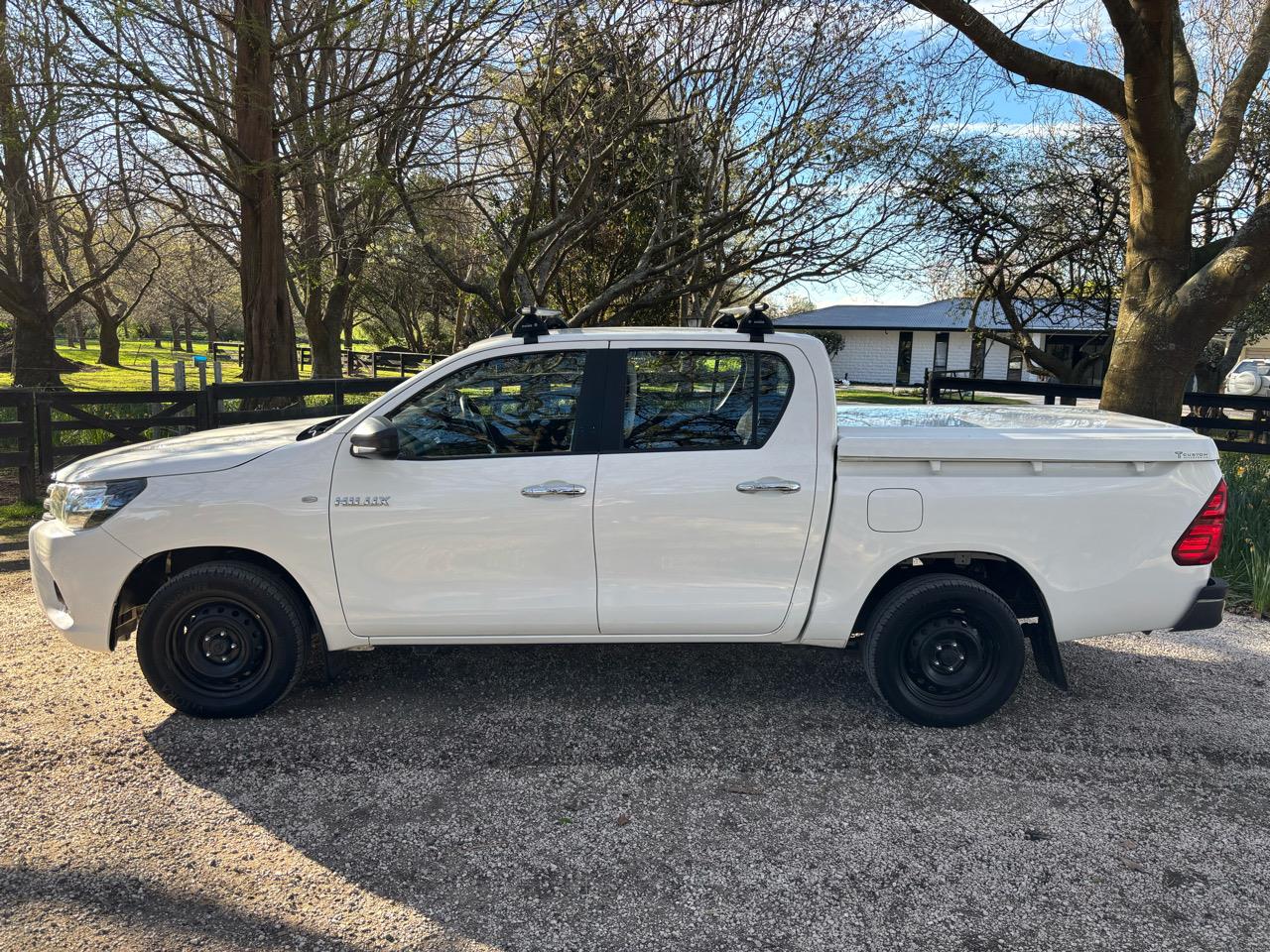 2017 Toyota Hilux