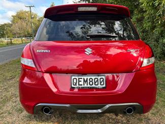 2017 Suzuki Swift - Thumbnail