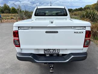 2014 Toyota Hilux - Thumbnail