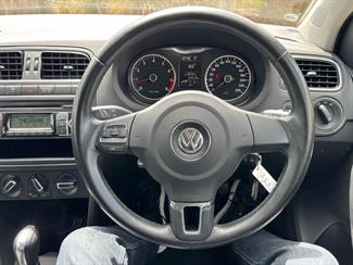2011 Volkswagen Polo - Thumbnail