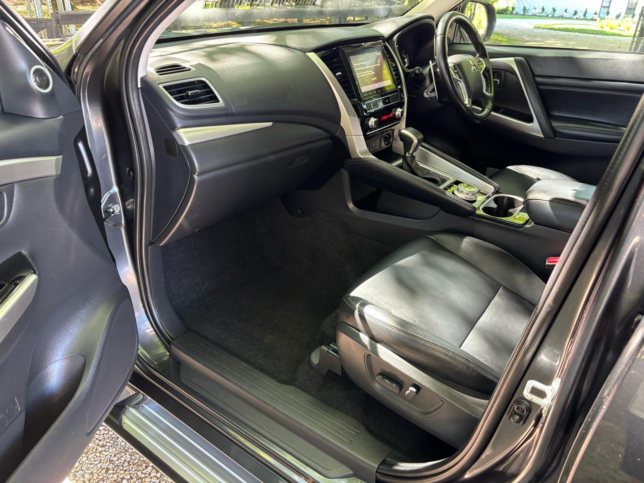 2022 Mitsubishi Pajero Sport