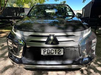 2022 Mitsubishi Pajero Sport - Thumbnail