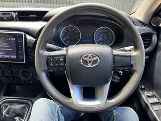 2018 Toyota Hilux - Thumbnail