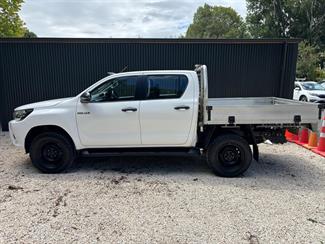 2018 Toyota Hilux - Thumbnail