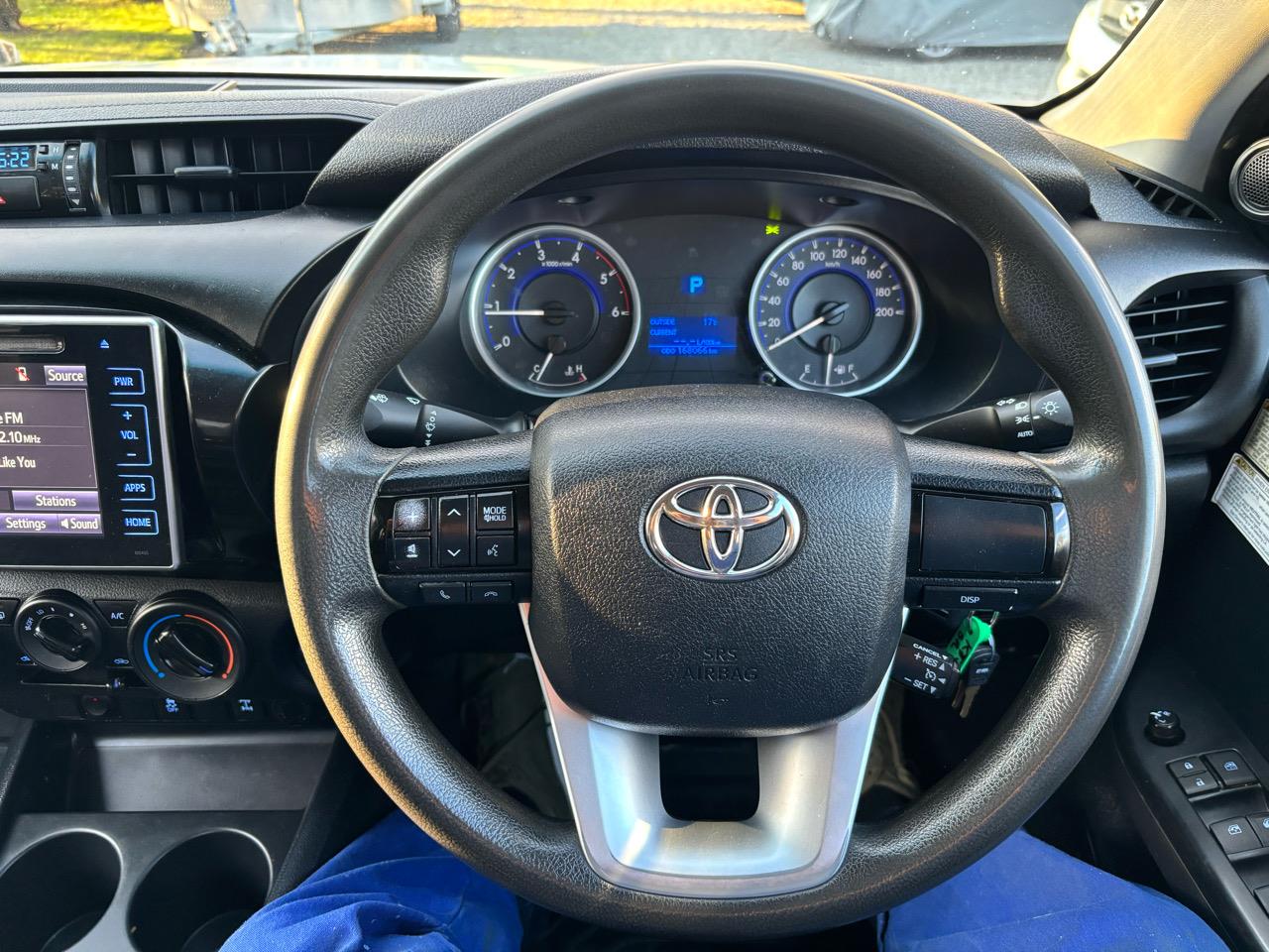 2017 Toyota Hilux