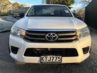 2017 Toyota Hilux - Thumbnail